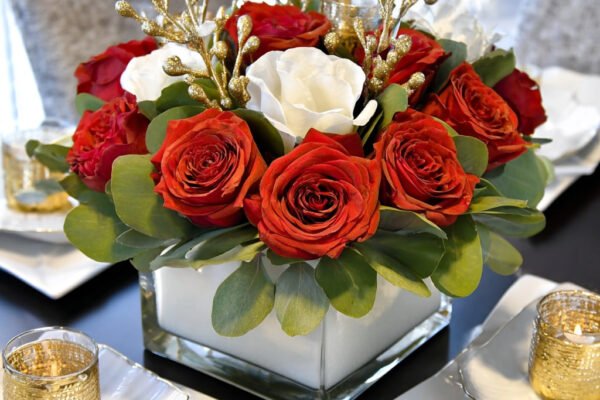Top 5 Christmas Floral Arrangements to Brighten Your Holiday Season